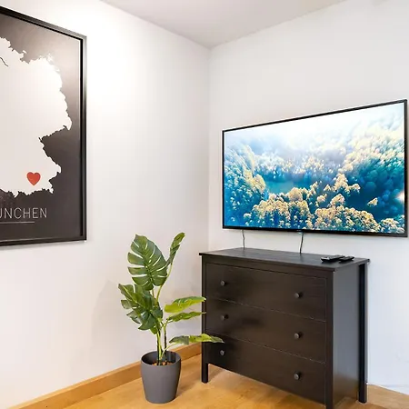 Apartmán Marienplatz 2 Bedrooms Living Kitchen *