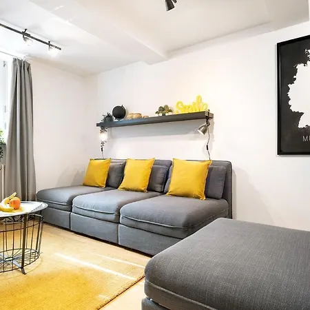 Apartment Marienplatz 2 Bedrooms Living Kitchen