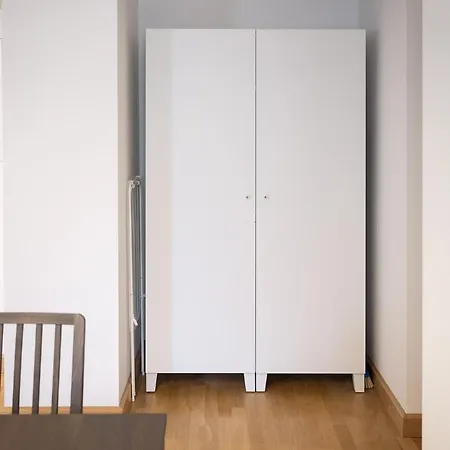 Marienplatz 2 Bedrooms Living Kitchen * Munich